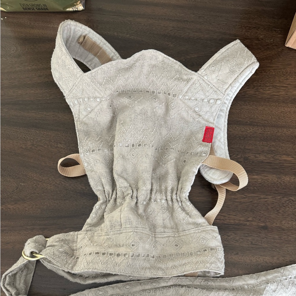 Sakura bloom scout carrier